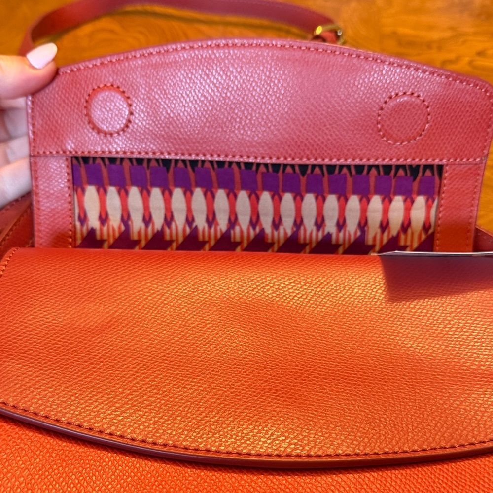 Vera Bradley Burnt Orange Pebbled Leather Twice as Nice Crossbody with Dustbag - Picture 7 of 13